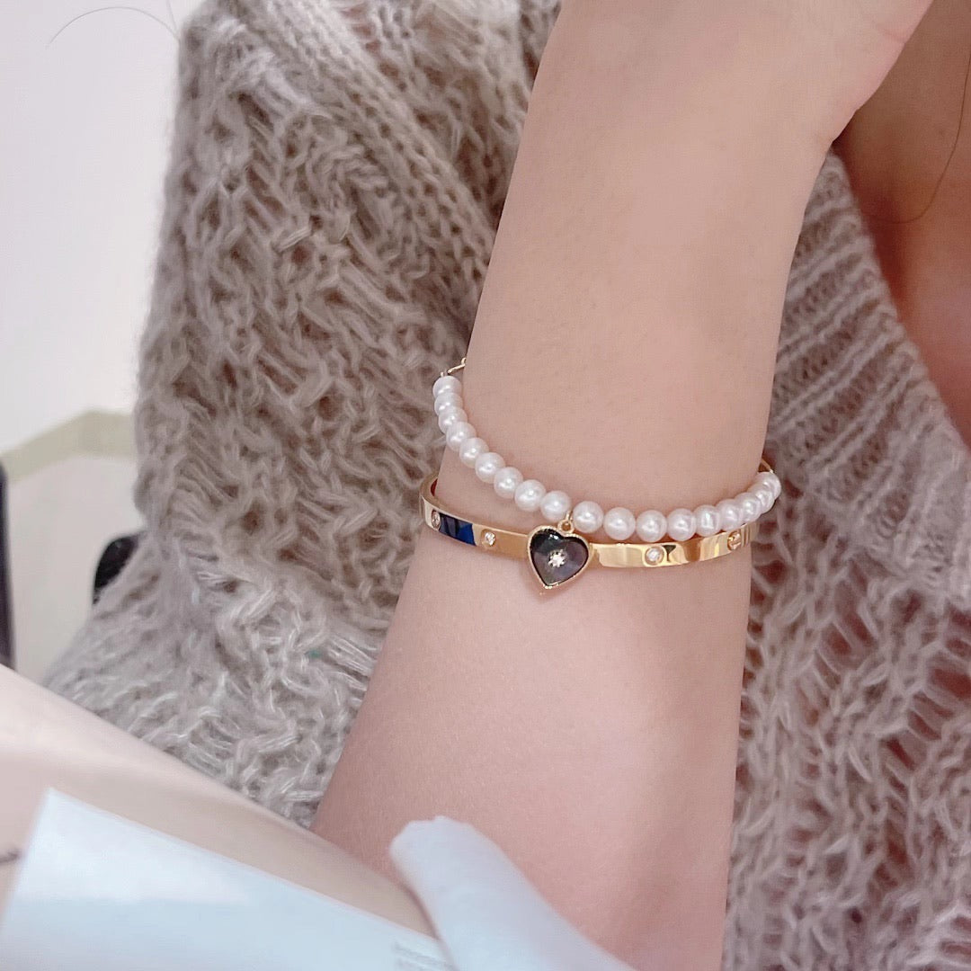 Black Heart Bracelet